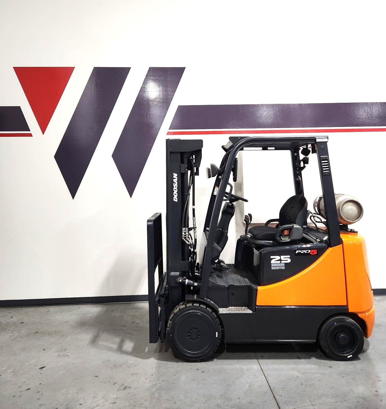 Doosan - GC25E-5