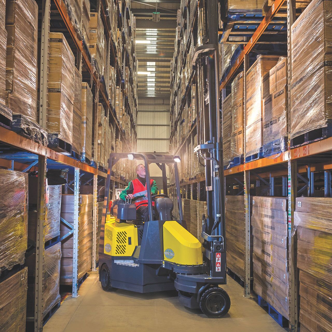 Aisle-Master - LPG Articulated Forklifts - Image 3