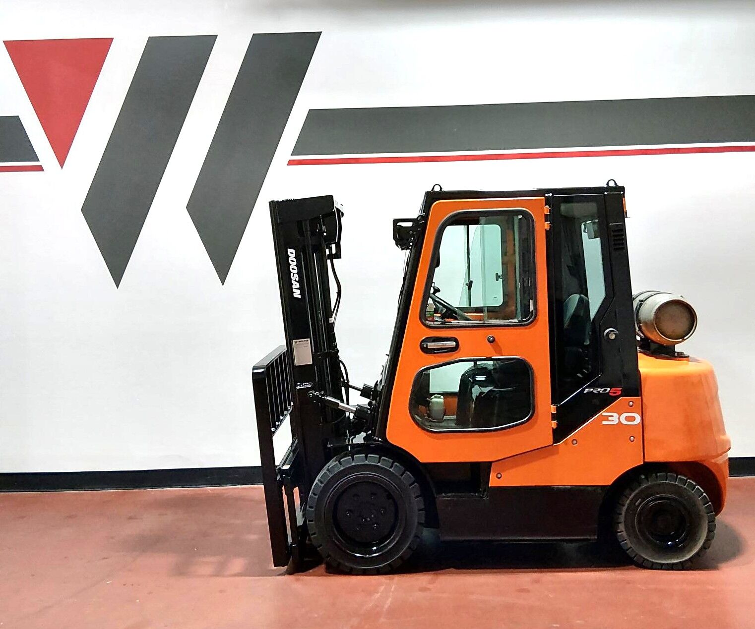 Doosan - G30E-5