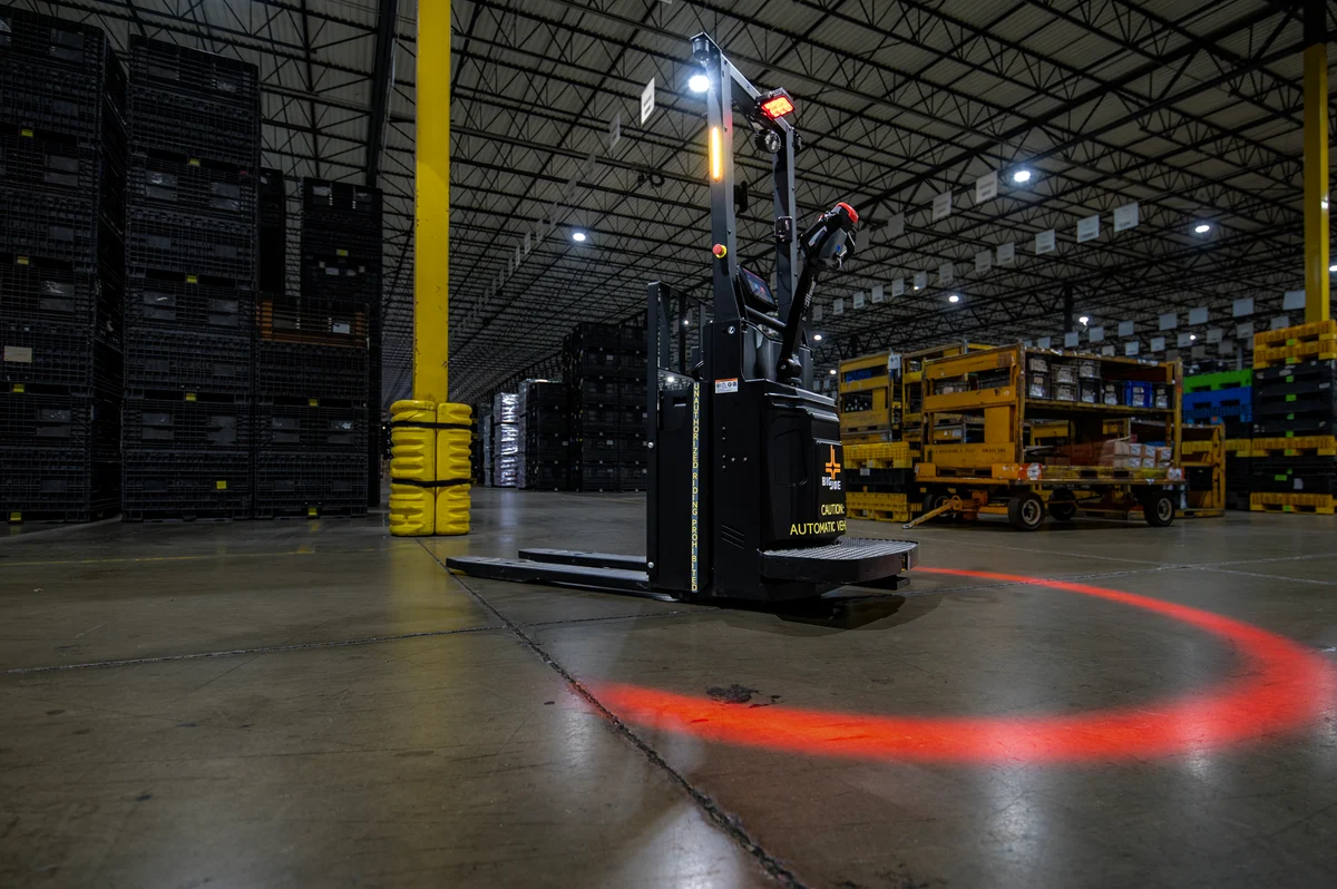 Big Joe - AP44 Autonomous Pallet Truck - Image 2
