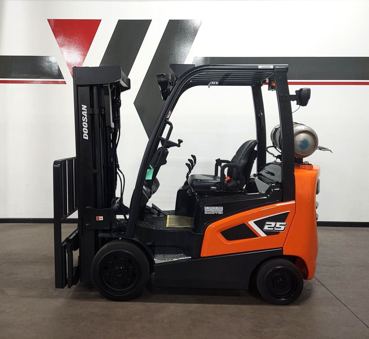 Doosan - GC25S-9