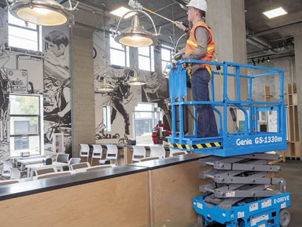 4-2-3-Applications_Office-Workplace_Schools-Universities_Aerial-Lifts