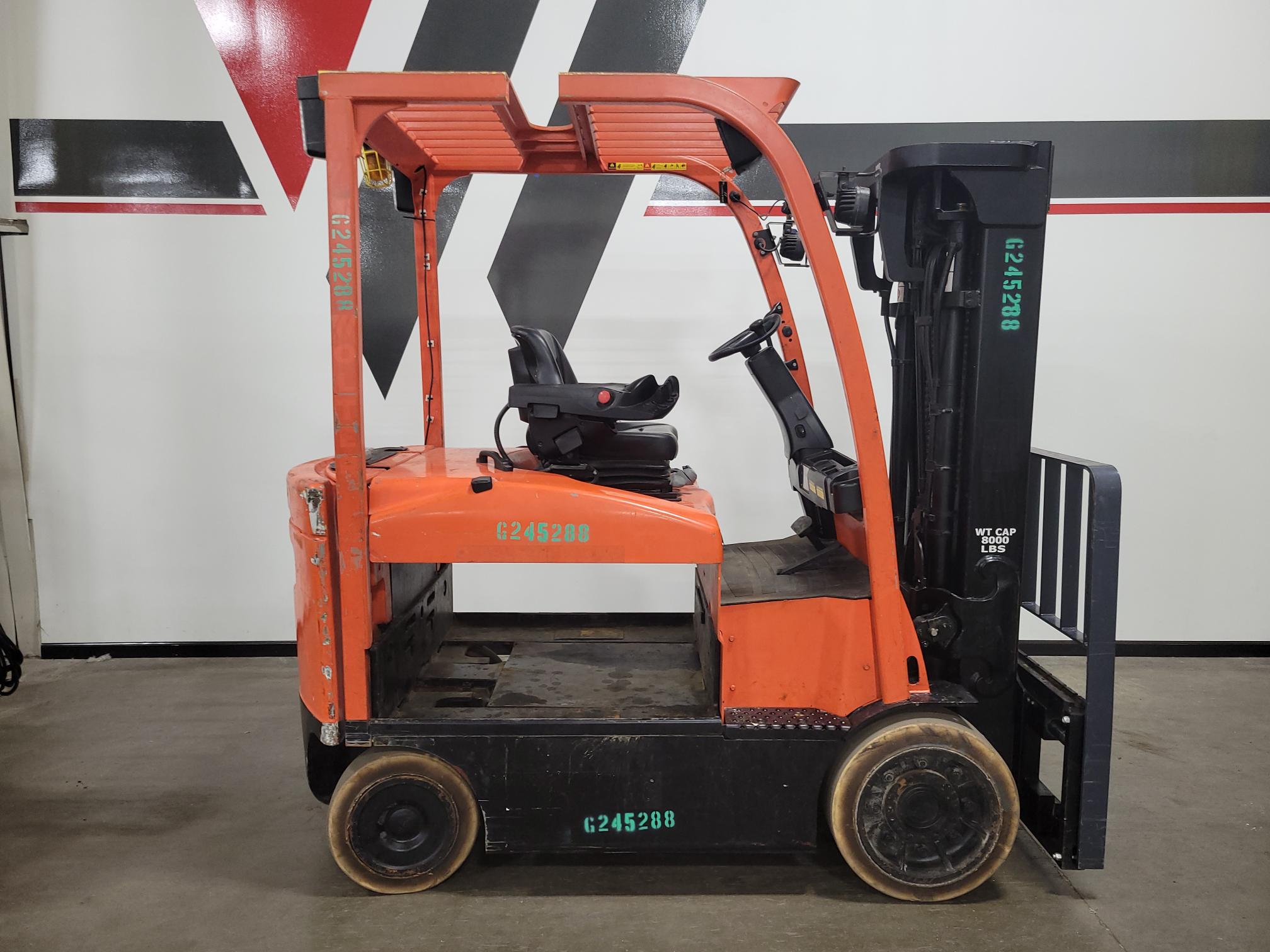 Hyster - E80XN