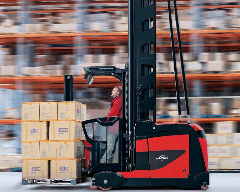 Linde - K Series - K Mod Electric Narrow Aisle Turret Trucks - Image 2