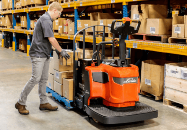 Linde - 1101 Series: EW30 - EWR40 Walkie Rider Pallet Trucks - Image 2